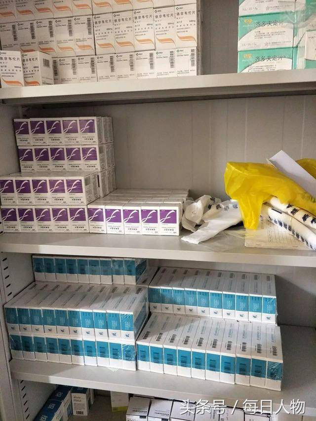 一个三线城市的艾滋故事:男同感染者占八成,亲人冷漠歧视比病毒还可怕