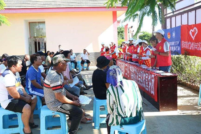 龙泉湖社区宣讲活动现场。李丹一摄